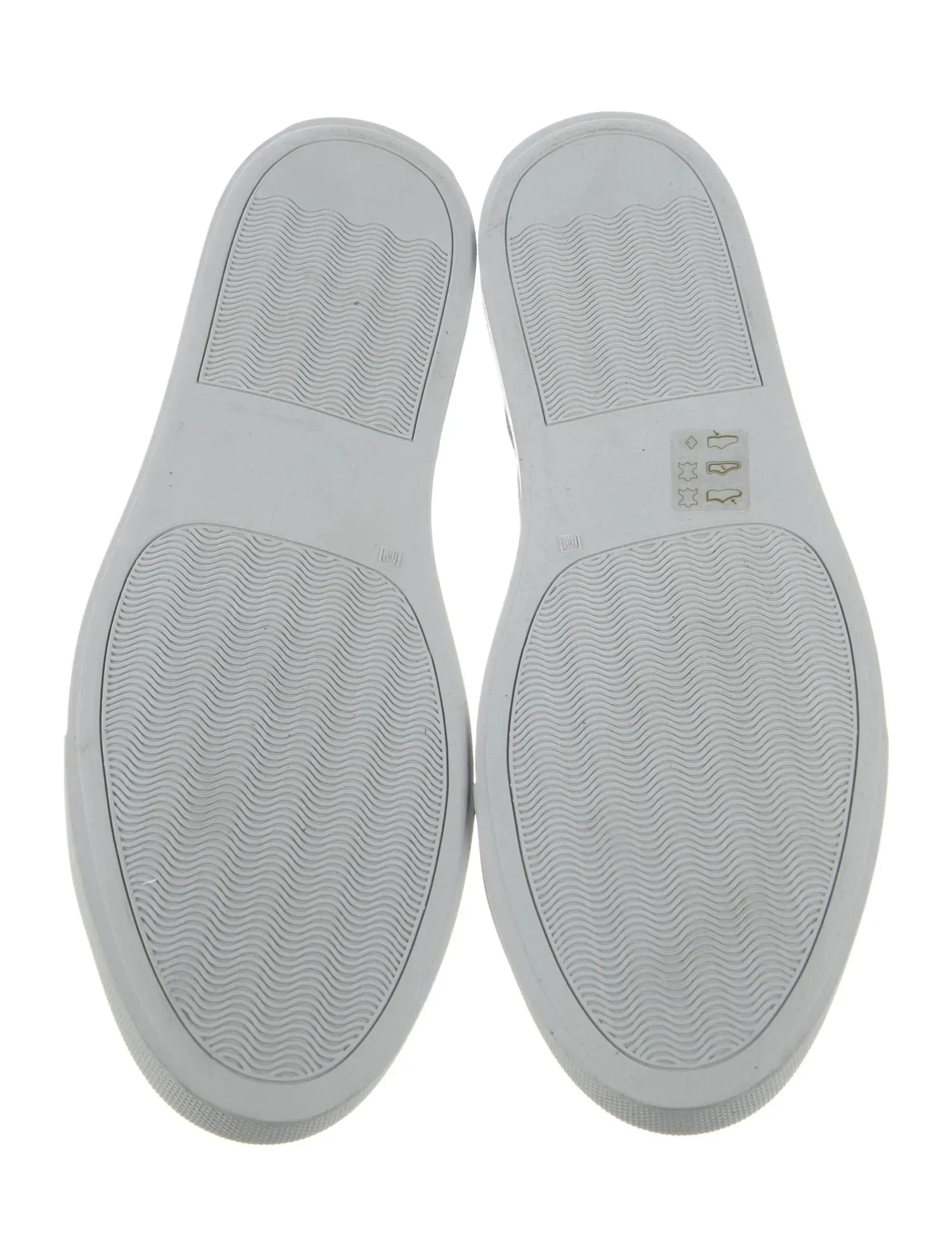 $420 COMMON PROJECTS - "Achilles" Gray Suede Sneakers - 7 US (40EU)