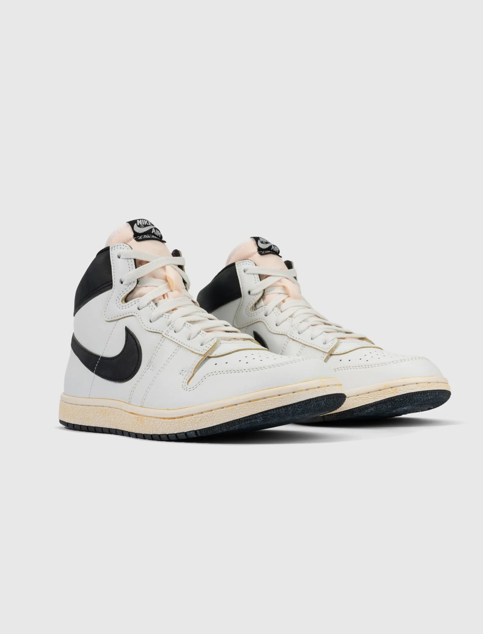 A MA MANIÉRE x JORDAN AIR SHIP SP "SUMMIT WHITE/BLACK"
