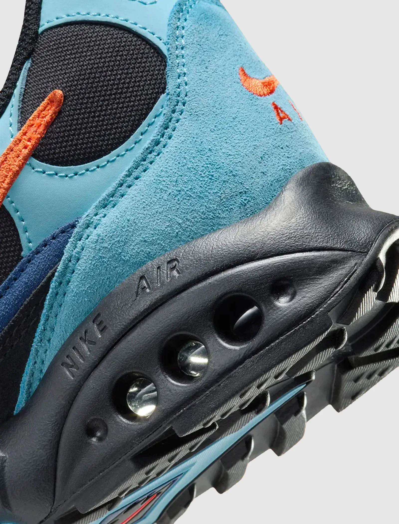 AIR TERRA HUMARA SP "MYSTIC NAVY/SAFETY ORANGE"