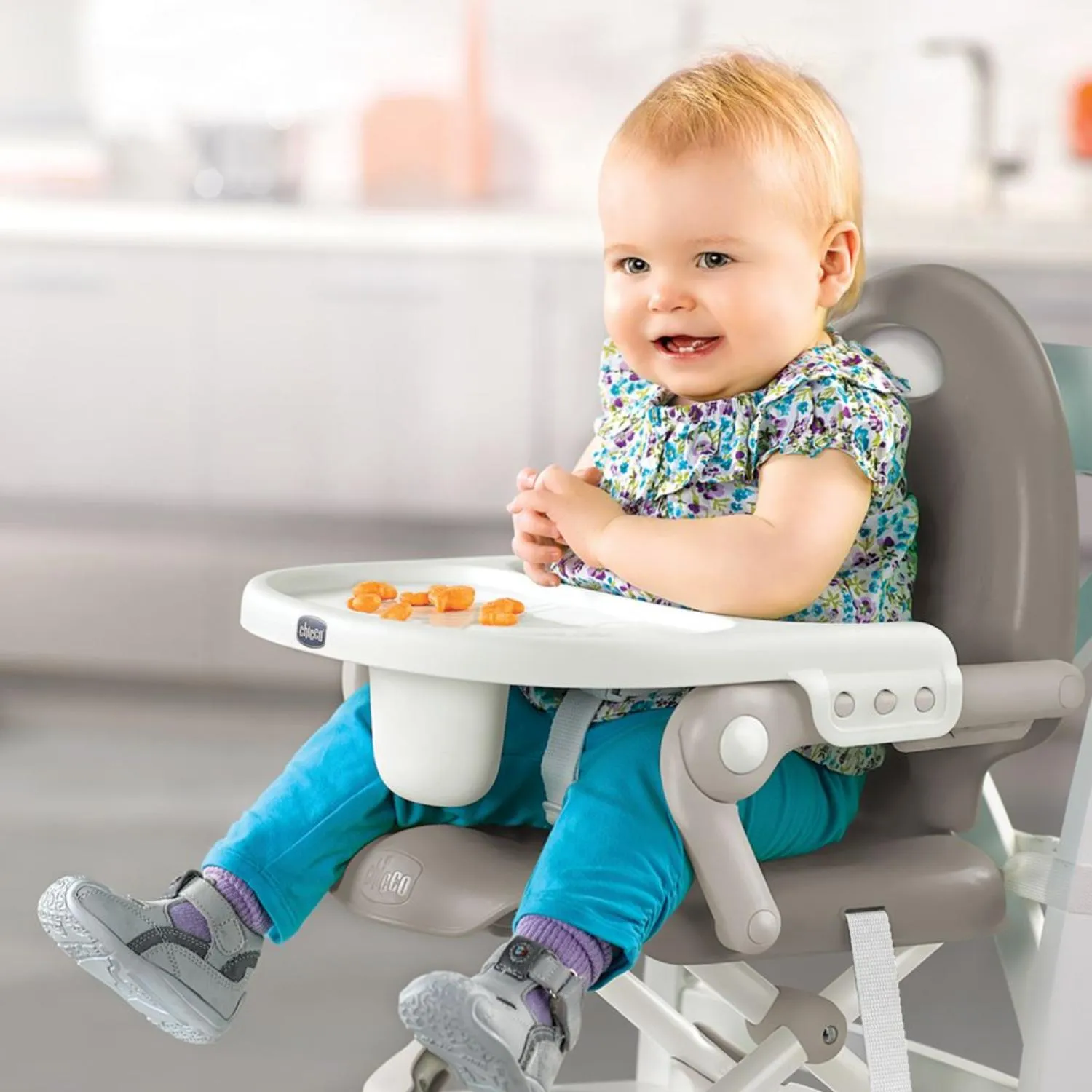 Chicco Pocket Snack Booster Seat (4 per carton)