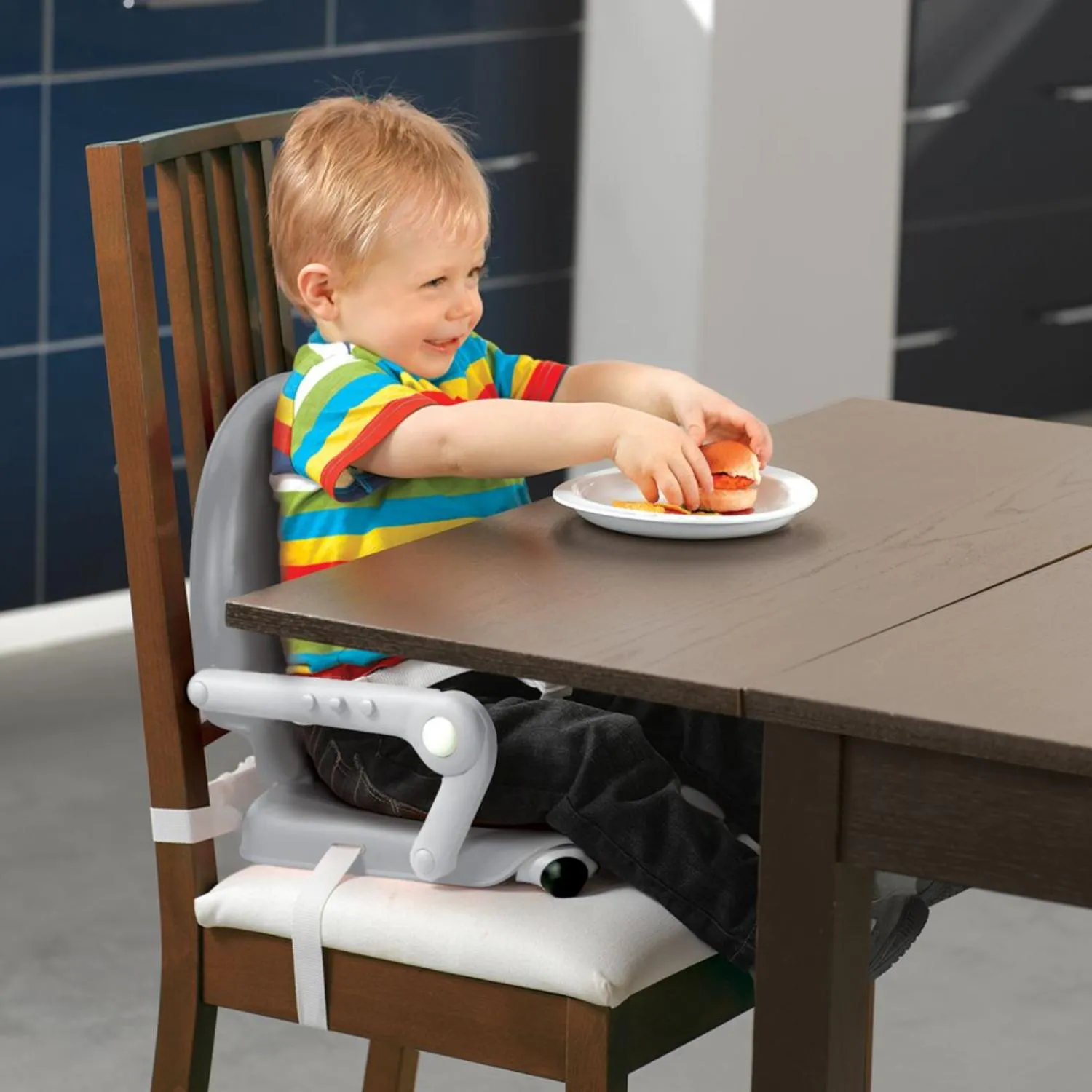 Chicco Pocket Snack Booster Seat (4 per carton)