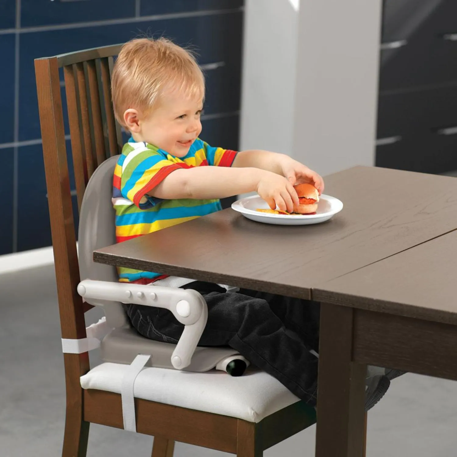 Chicco Pocket Snack Booster Seat (4 per carton)