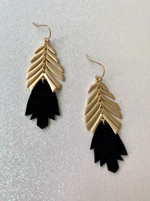 ER195 SUEDE LEAF EARRINGS