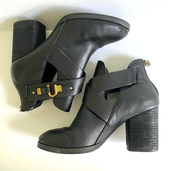 Isola Larkin Leather Cutout Ankle Booties Block Heel Cross Strap Black Size‎ 7.5