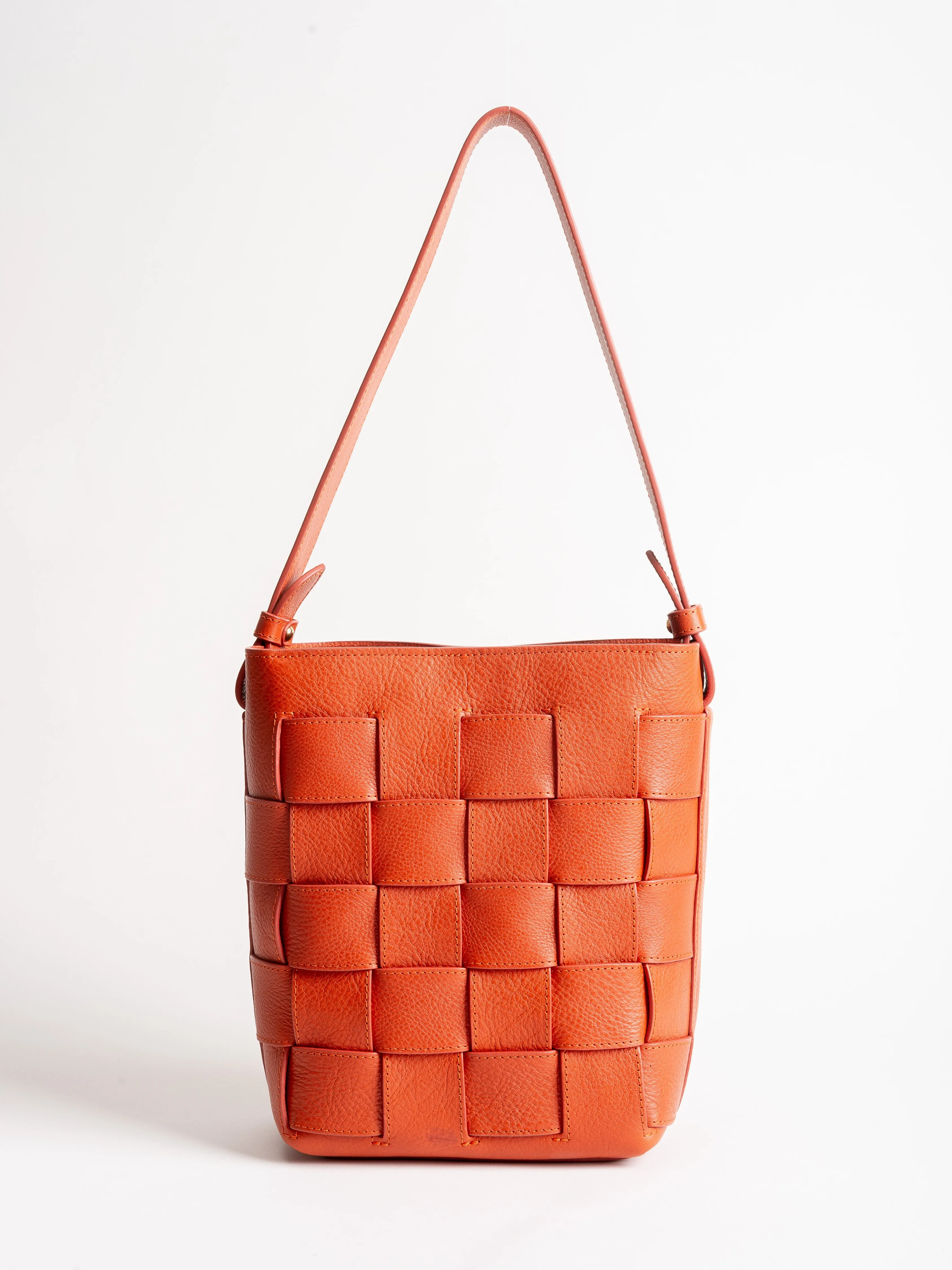 mini woven bucket - orange