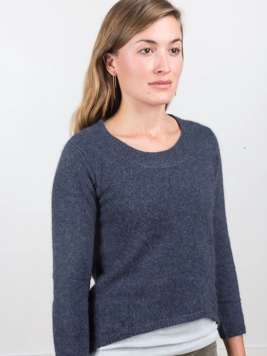 peephole sweater