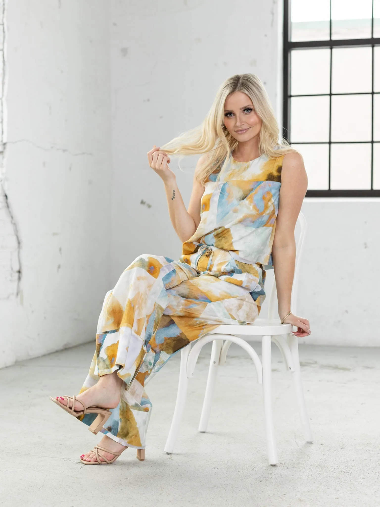 PINCH Pleat Woven Sleeveless Top