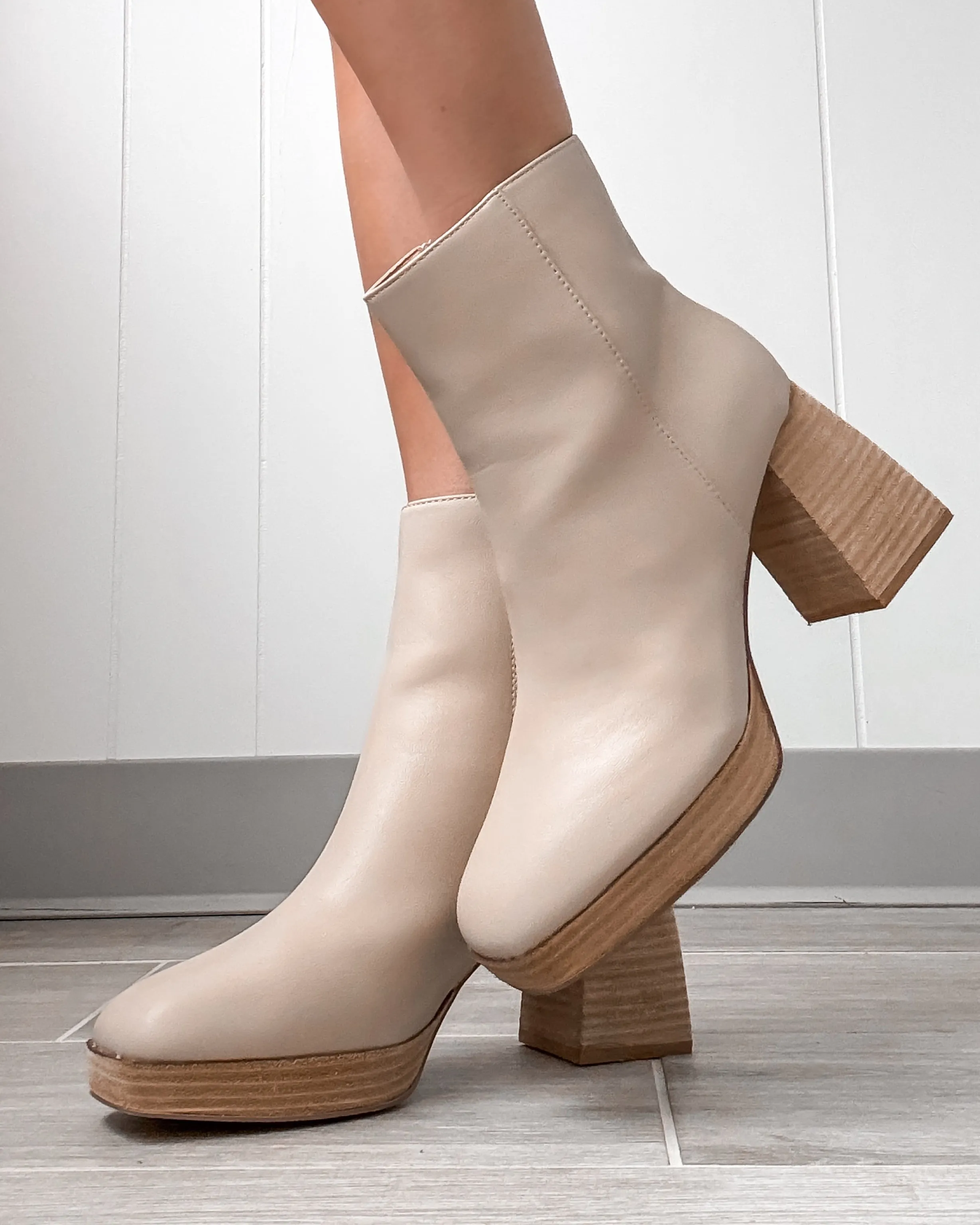 Shakira Booties - Ivory