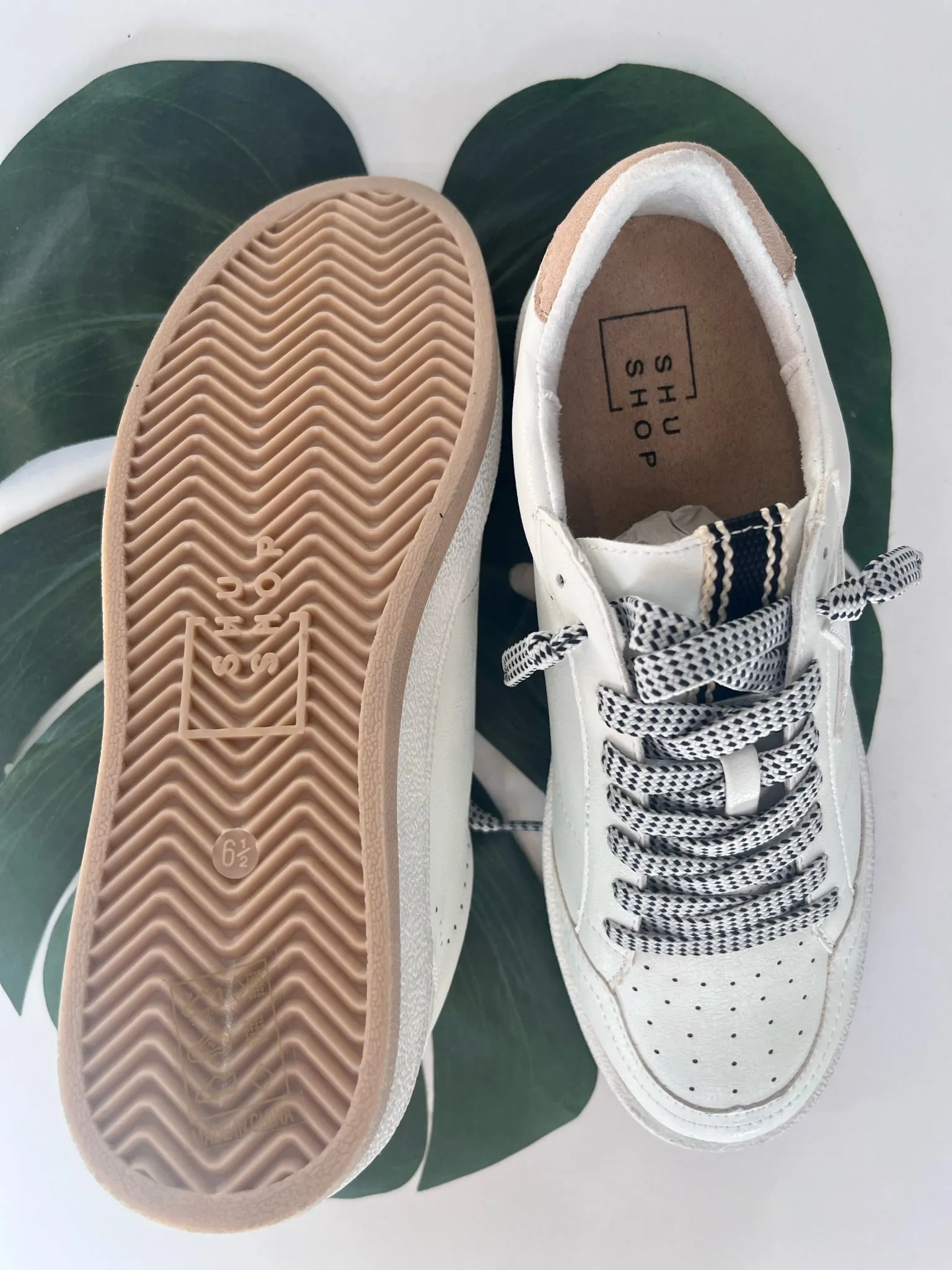 Shu Shop Paz Sneaker Sand Suede