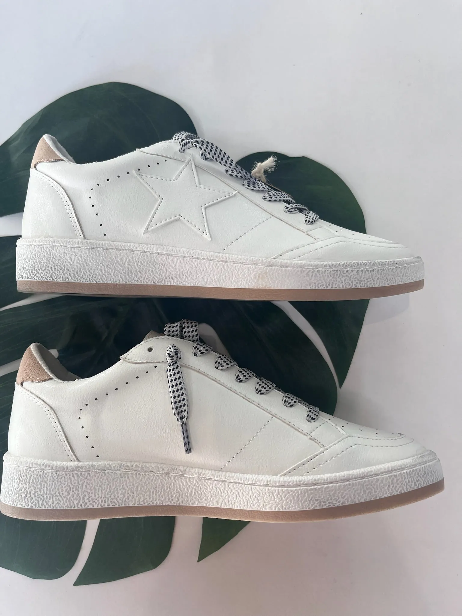 Shu Shop Paz Sneaker Sand Suede