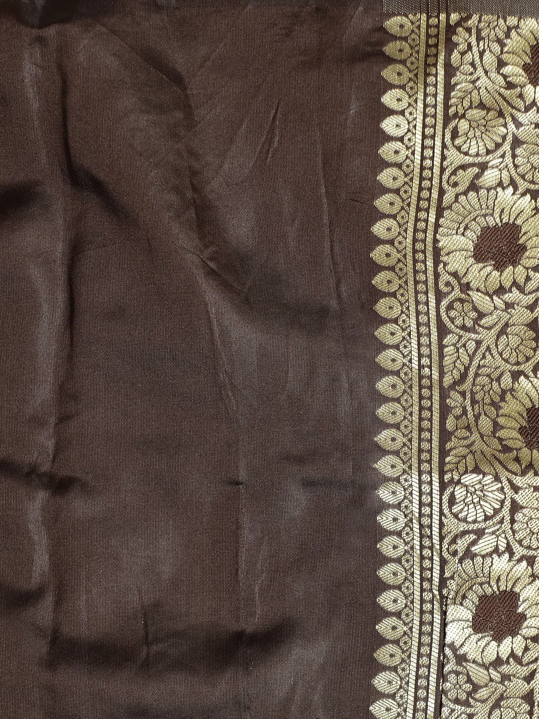 Silk Blend Zari Woven Design Banarasi Saree
