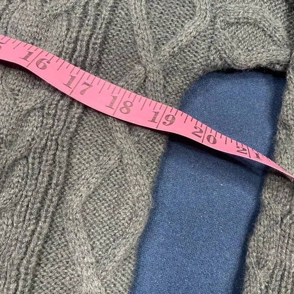 Simple &amp; stylish cable knit sweater with comfy &amp; cute neckline! Not too hot 🔥