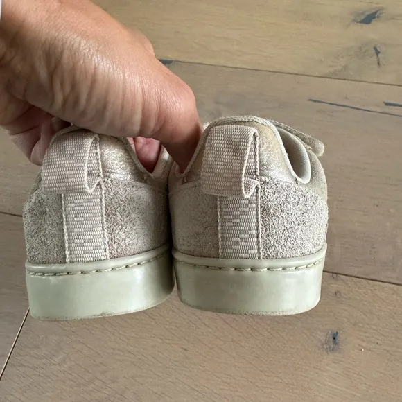 Veja Sable Suede Sneakers