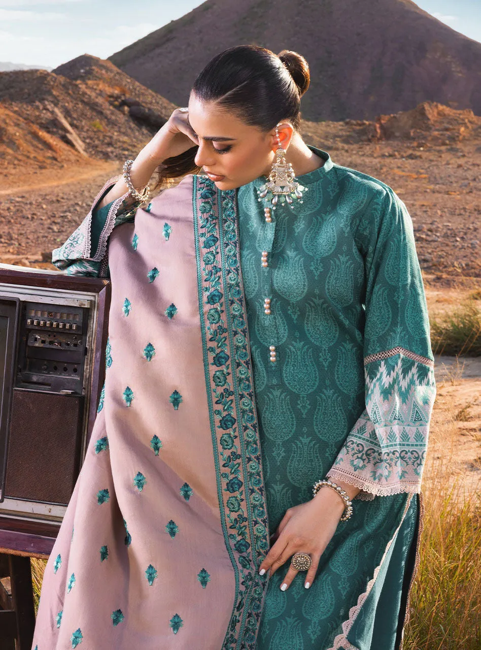 Zainab Chottani | Winter Shawl 2022 | PARSA