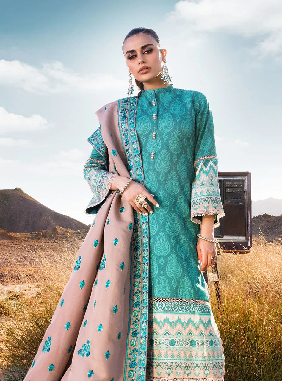 Zainab Chottani | Winter Shawl 2022 | PARSA