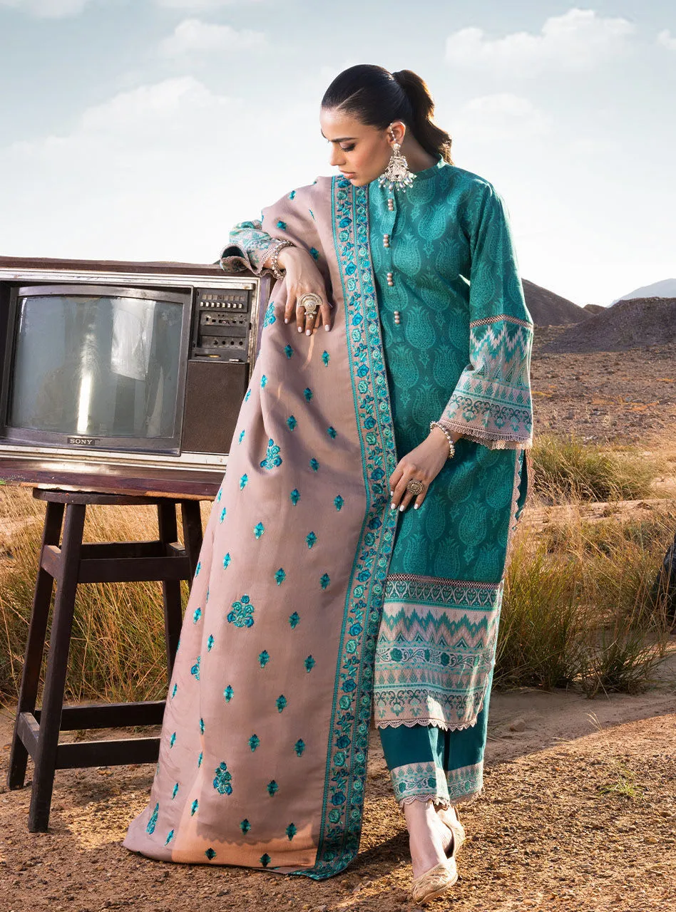 Zainab Chottani | Winter Shawl 2022 | PARSA