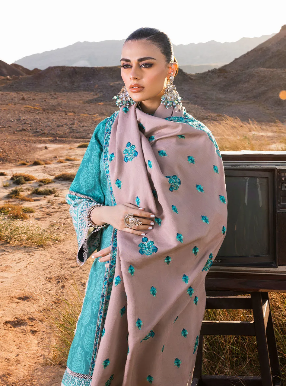 Zainab Chottani | Winter Shawl 2022 | PARSA